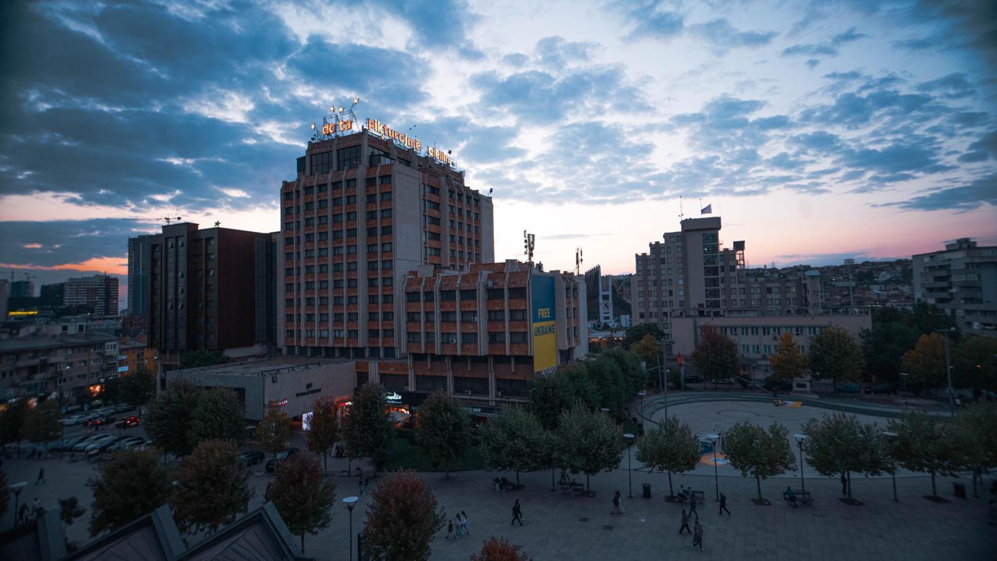 普里什蒂纳Prishtina In & Out公寓 外观 照片